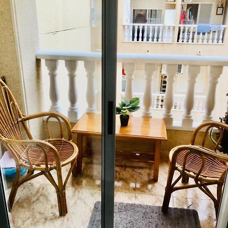 Apartamento Compartido - Solo El Dormitorio Es Privado Torrevieja Extérieur photo